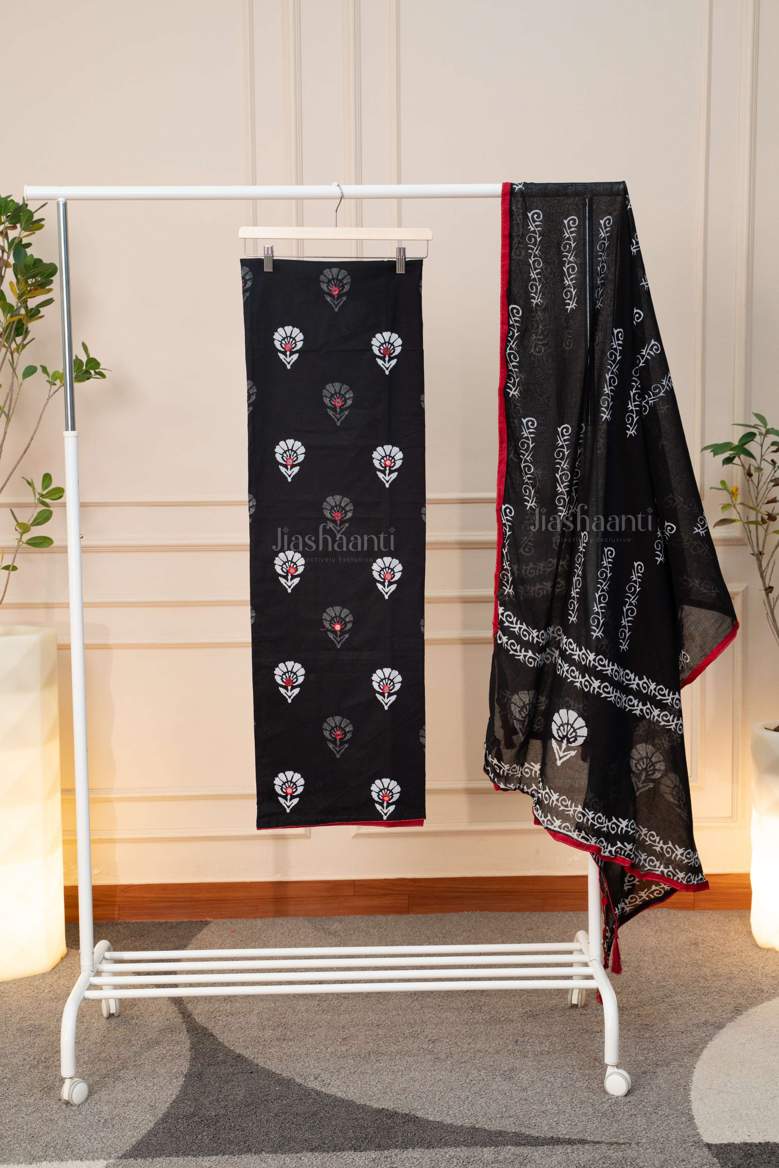 Elegant Black Printed Kurta Set