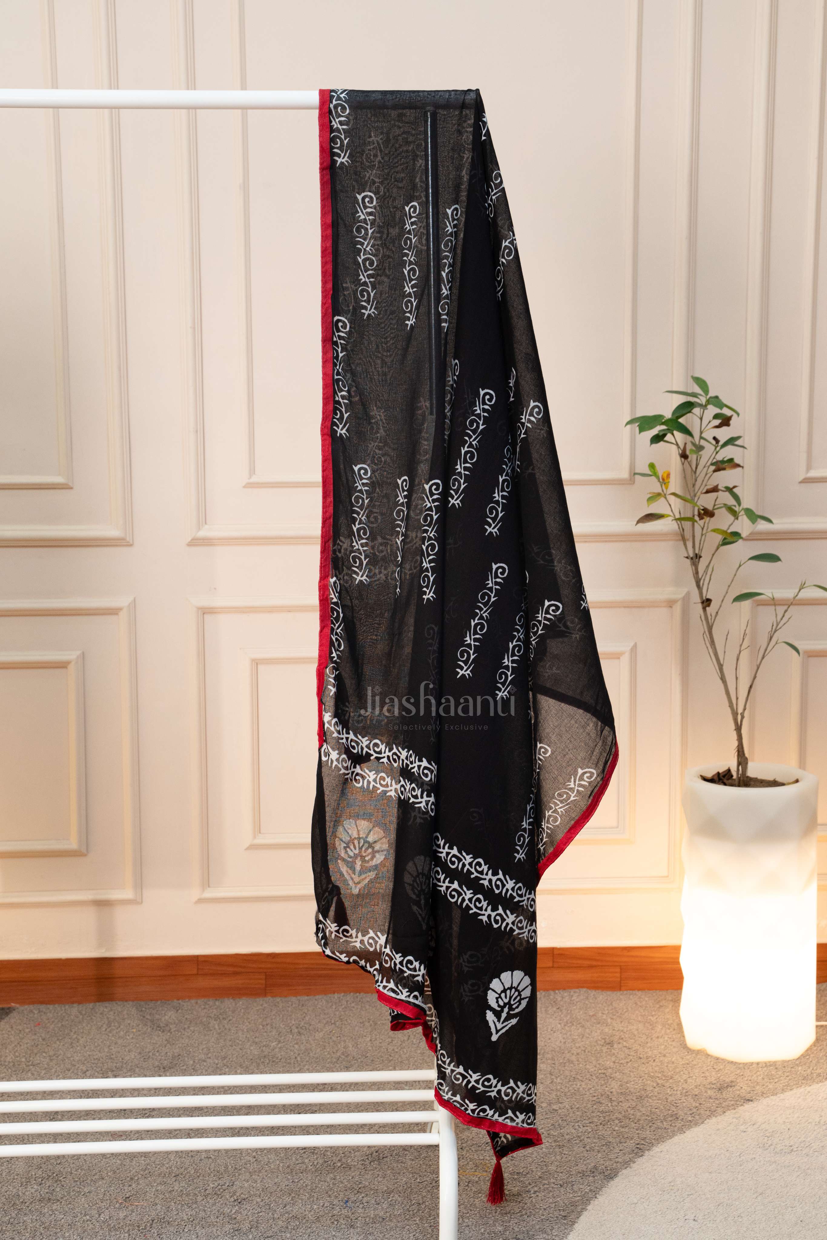 Elegant Black Printed Kurta Set