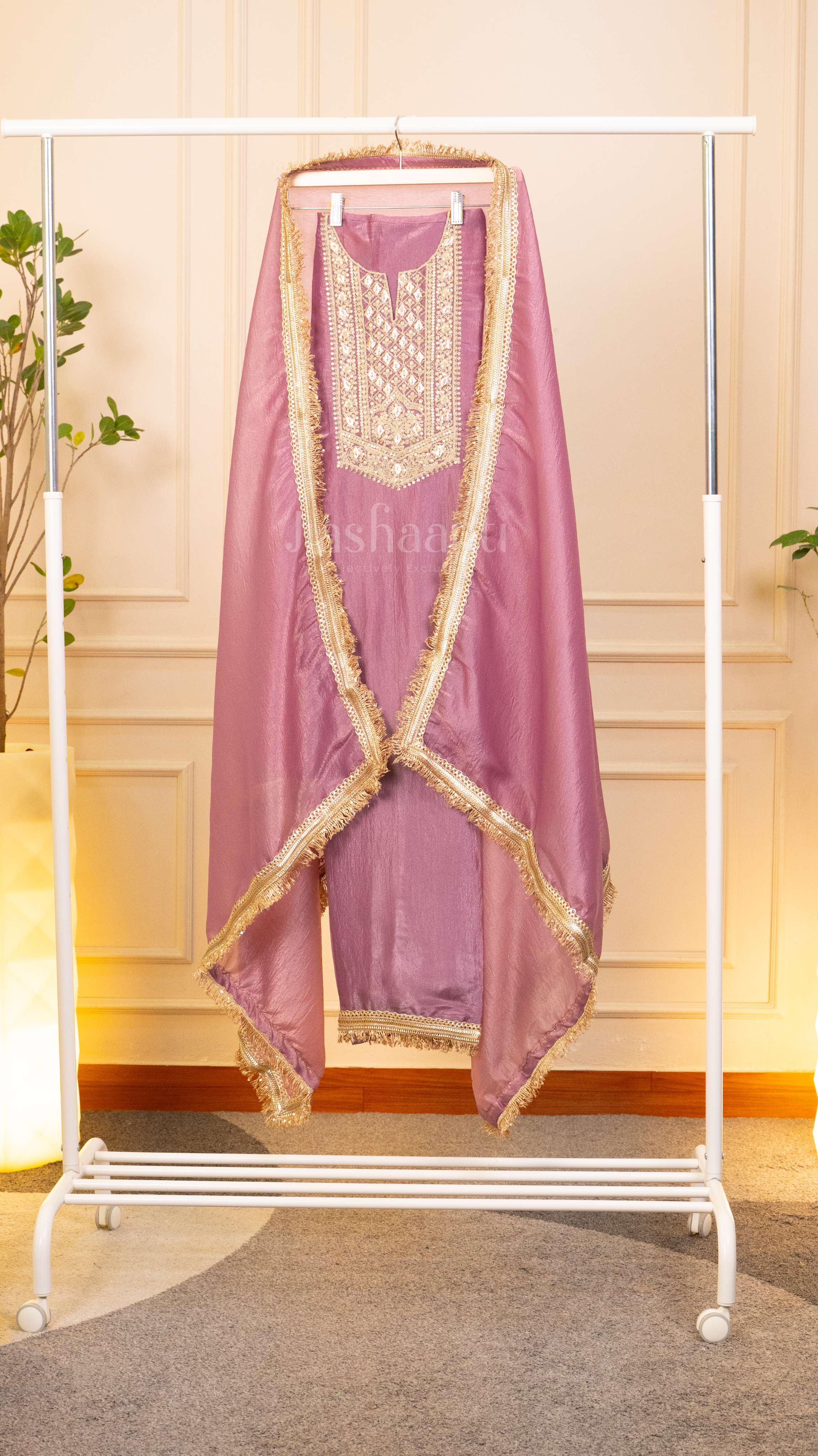 Graceful Mauve Unstitched Suit Set
